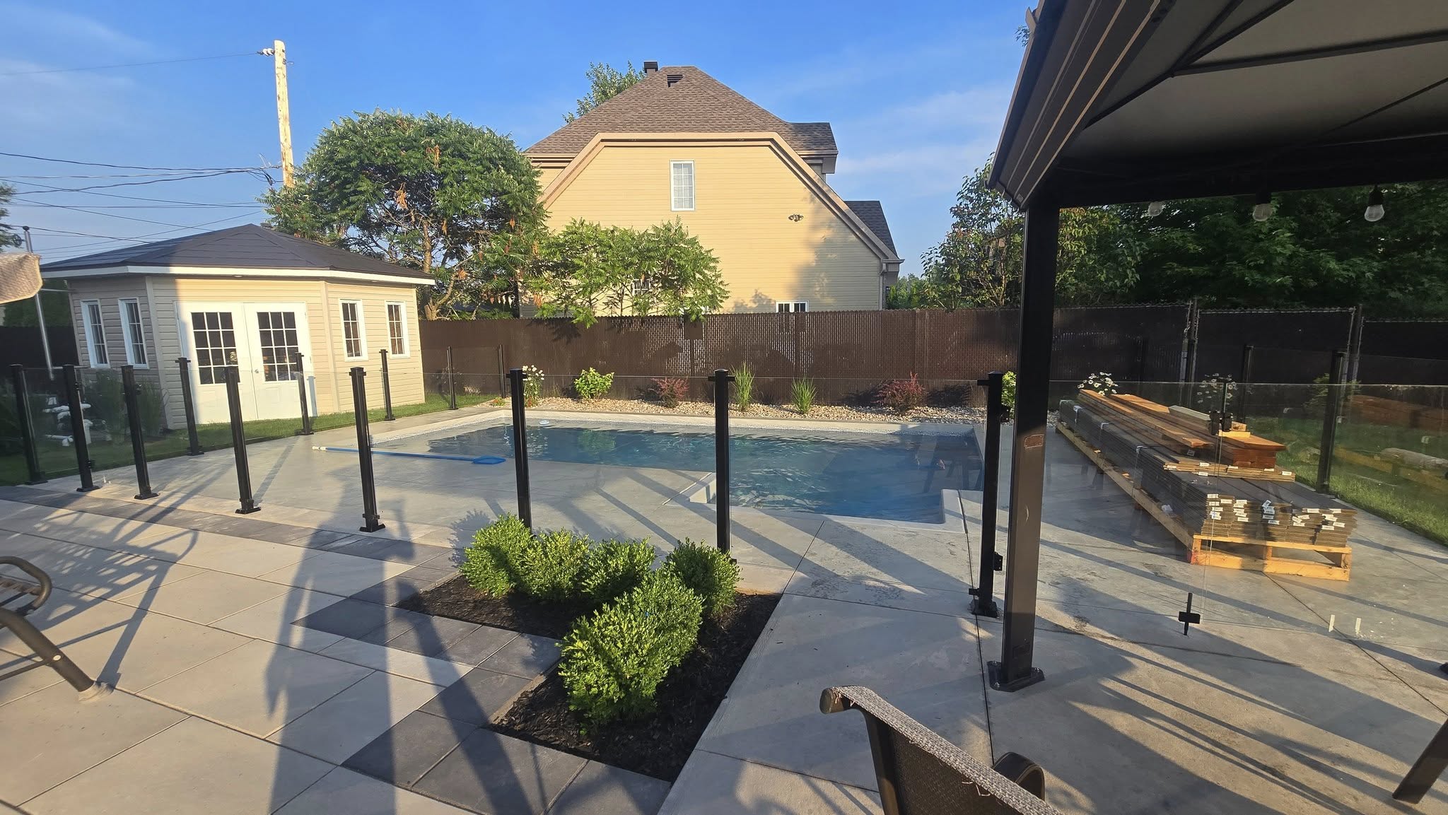 Projet d'installation de clôture à Montréal et Rive-Nord par Clôtures Elemond 2