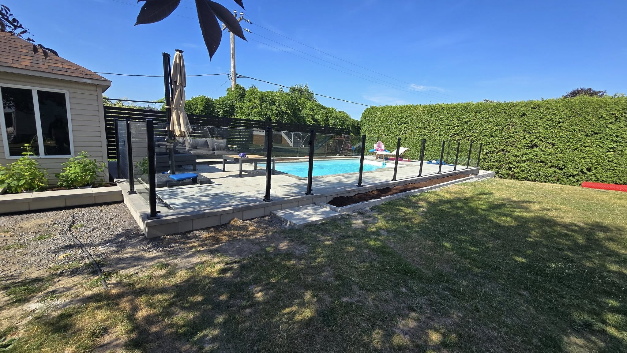 Projet d'installation de clôture à Montréal et Rive-Nord par Clôtures Elemond 12